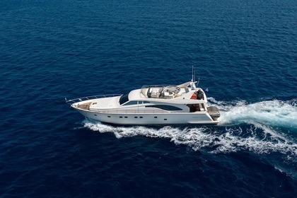 Alquiler Yate Ferretti 68 Rodas