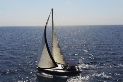 Charter Sailboat Beneteau First 35 Toulon