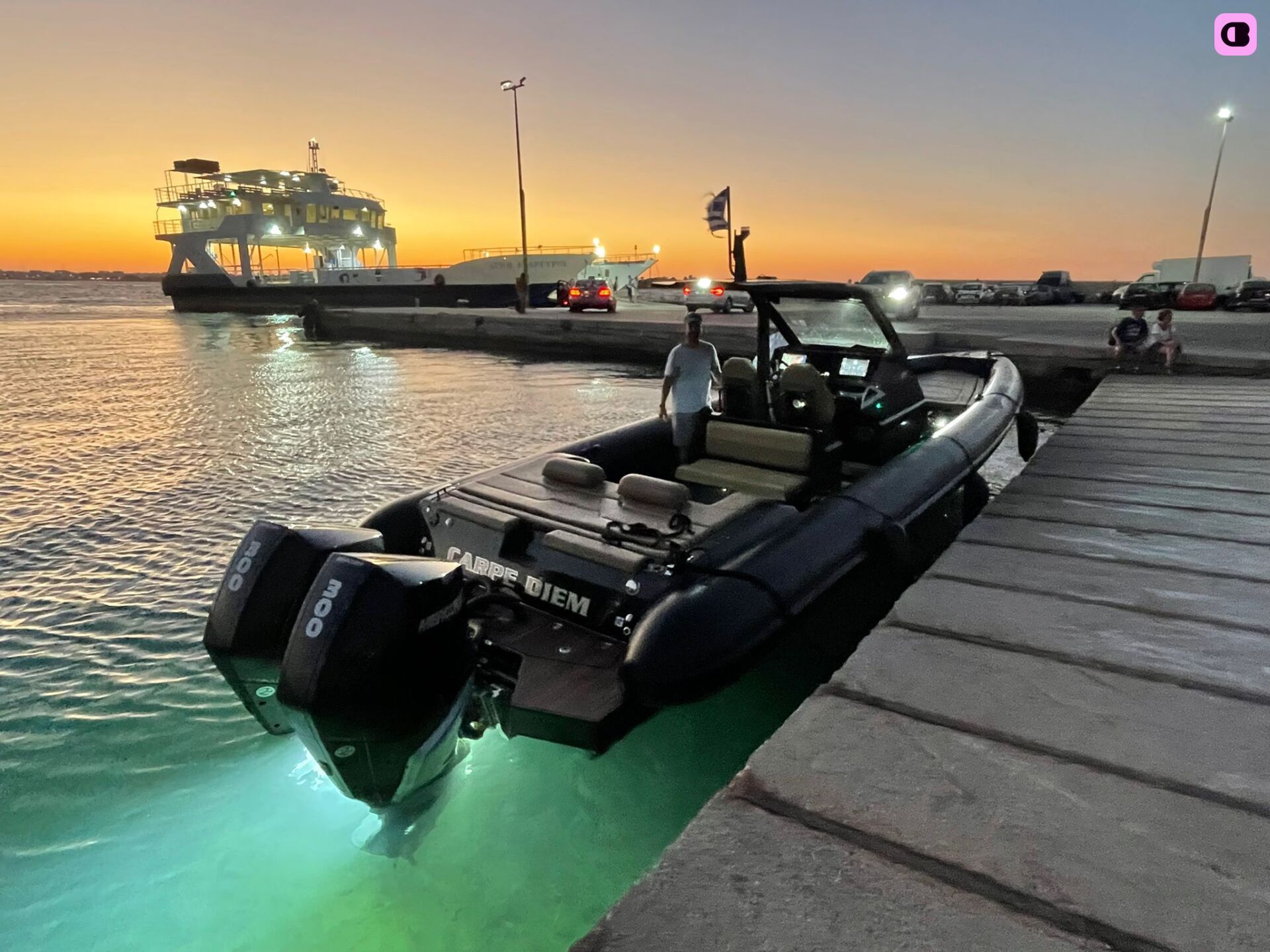 Semi-rigide Technohull 12 meters!! 7 hours cruise 600cv 2