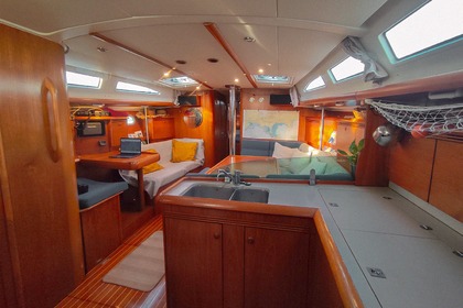 Jeanneau Sun Odyssey 43 avec skipper professionnel