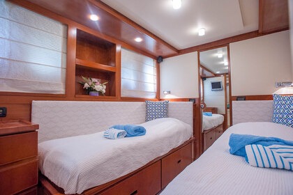 Sea Lady Dalla Pieta DP80