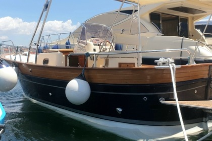 Noleggio Barca a motore Fratelli Aprea Gozzo 750 Open Castellammare di Stabia