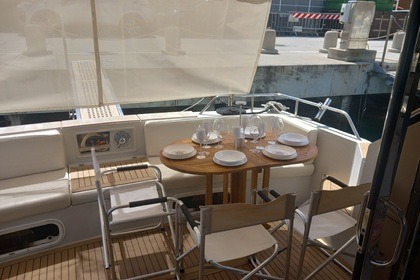 Rent boat night and day