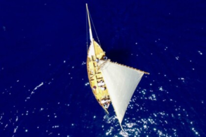 Gajeta Falkuša / Rare vintage traditional wooden sailboat / All inclsuive offer