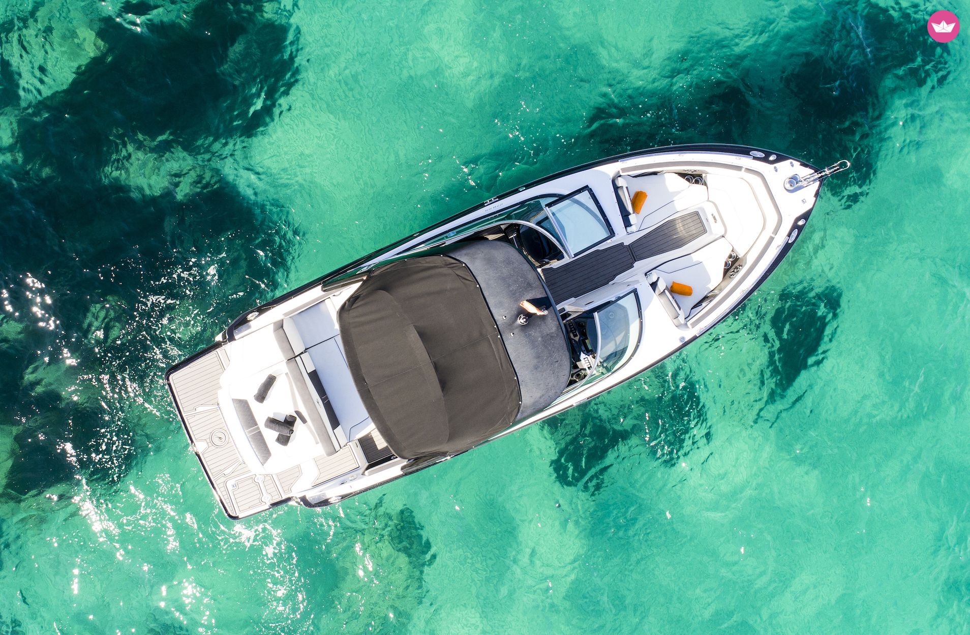 Charter Motorboat Monterey 278 Ss Ibiza