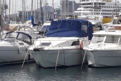 Noleggio Barca a motore formule tout compris Skipper et carburant inclus Cannes