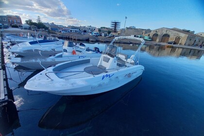 Rental Boat without license  Tancredi Bluline 19 Marzamemi