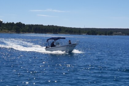 Charter Motorboat Reful 490 OP Milna