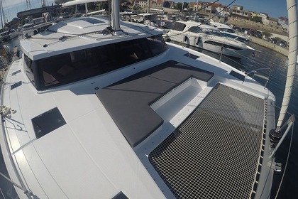 Location Catamaran Fountaine Pajot Astréa 42 Šibenik