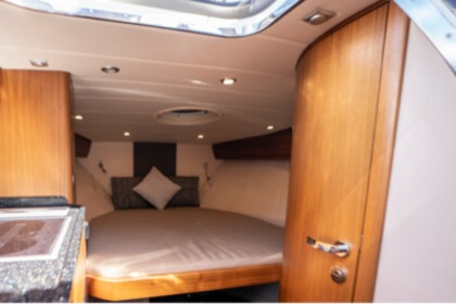 EIN BOOT FÜR WAHRE LIEBHABER