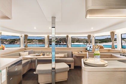 Location Catamaran Lagoon Lagoon 42 Papeete