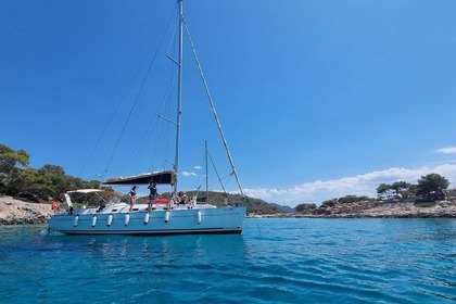 Charter Sailboat BENETEAU CYCLADES 43.4 Piraeus