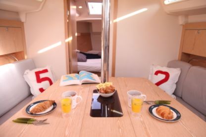 Charter Sailboat Hanse 345 Barcelona