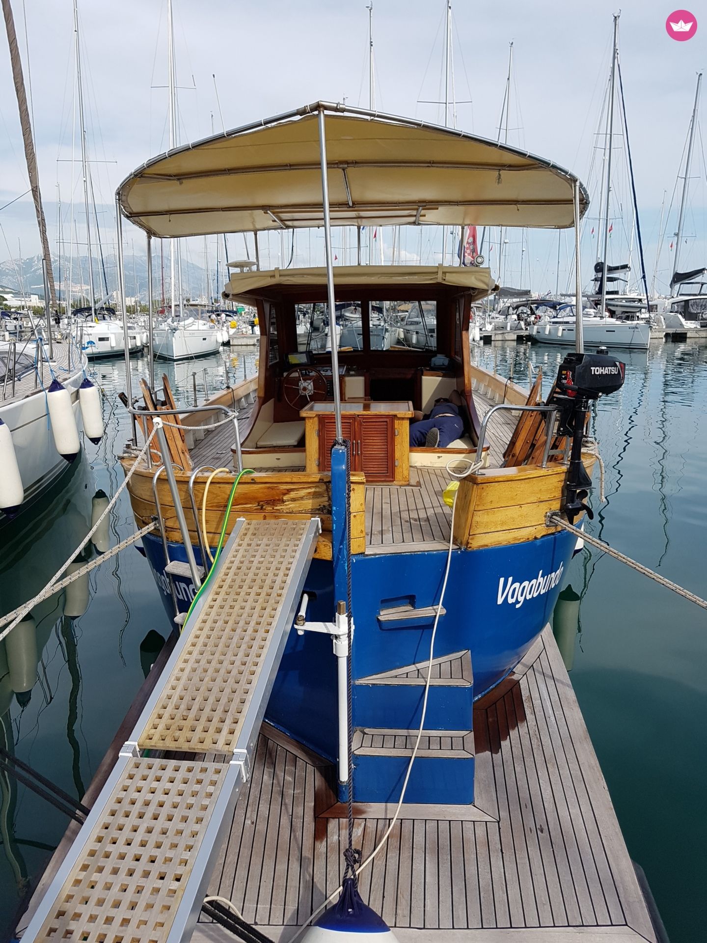 Charter Motorboat Traitional Croatian Boat Leut Vagabundo Split