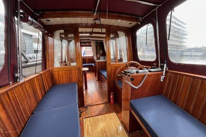 Luxury Salonboat