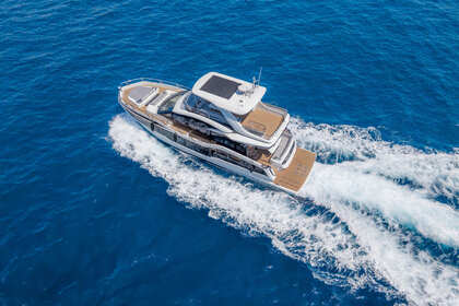 Location Yacht à moteur Galeon 560 Fly Saint-Tropez