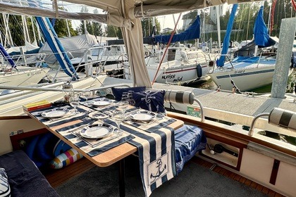 Rio 830 Cabin, geräumiges Motorboot für Ferien auf dem See