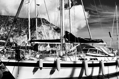 Location Voilier Hallberg Rassy 36 MK1 Beaulieu-sur-Mer