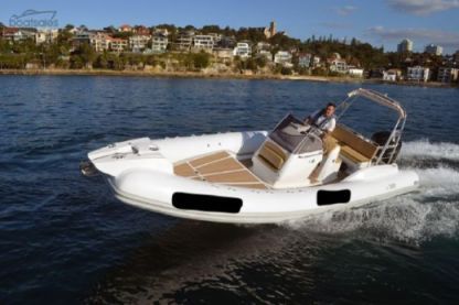 Charter RIB Italien 8 M La Ciotat