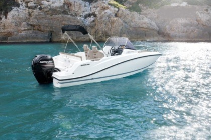 Charter Motorboat Quicksilver Cabin Cruiser Fos-sur-Mer