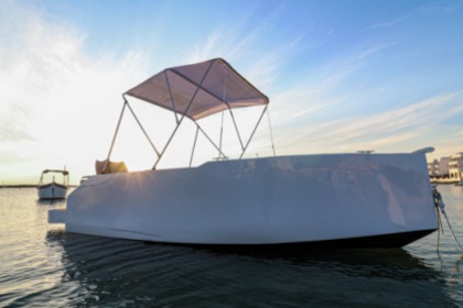 PB22 NO LICENSE BOAT