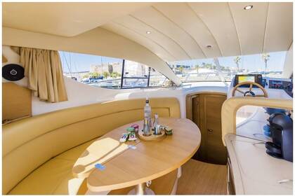 Iate em Lisboa-Cascais-Arrabida-Tróia