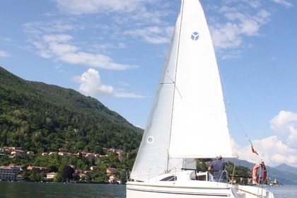 Miete Segelboot ERMA 670 Ghiffa
