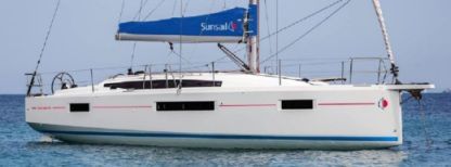 Rental Sailboat Sunsail 410 Pireas