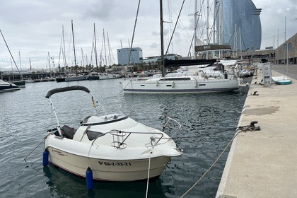 Verhuur Motorboot Quicksilver 460 cabine Barcelona