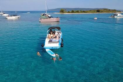 Verhuur Motorboot Mercan 34 Vinišće