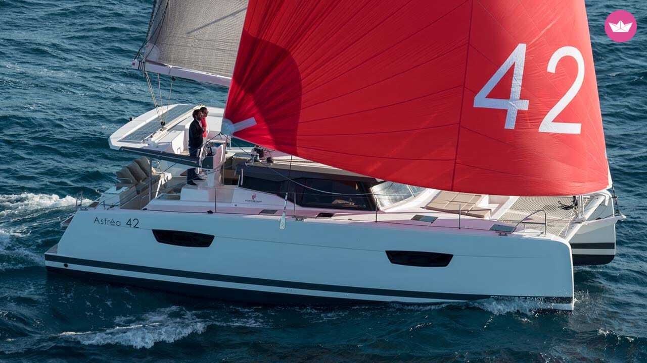 Catamaran Fountaine Pajot Astrea 42 12.58m 2