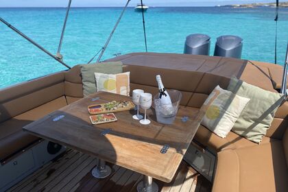 Hyra båt RIB-båt Sacs Marine Strider 13 Ibiza