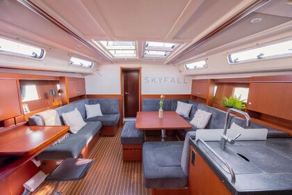 Charter Sailing yacht Hanse Hanse 455 Barcelona