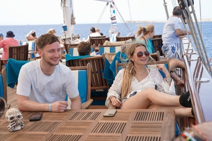 **Pirates Luxury Cruise – Ras Mohammed & White Island** €110/person