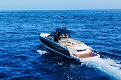 Location Bateau à moteur INVICTUS ASCHENEZ INVICTUS 370 GT Mandelieu-la-Napoule