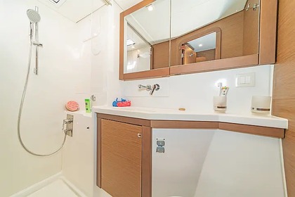 Location Catamaran LAGOON 450 Corfou