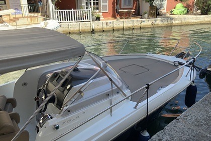 Miete Motorboot Jeanneau Cap Camarat 7.5 WA Port Grimaud