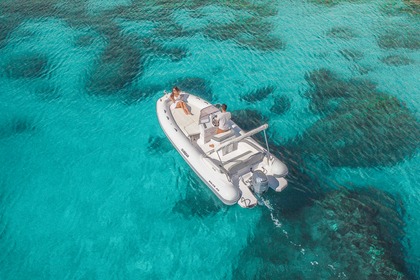 Miete Motorboot Salpa soleil 20 Cagliari