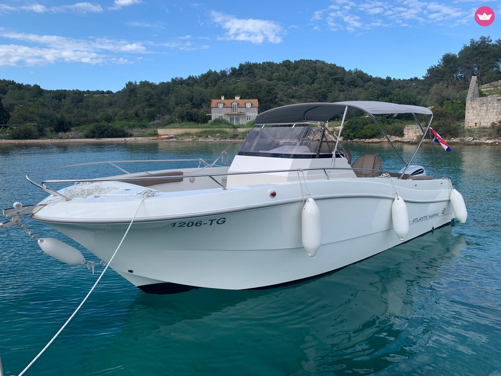 Charter Motorboat Atlantic Marine 750 Antlantic Marine 750 Split