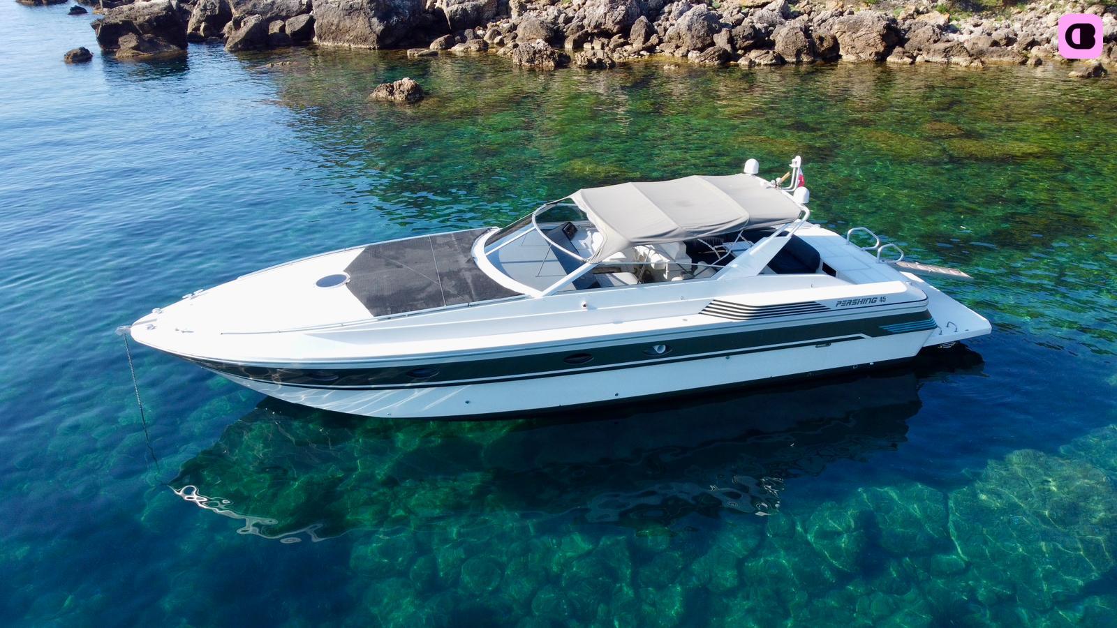 Bateau à moteur Pershing Open 48 500cv