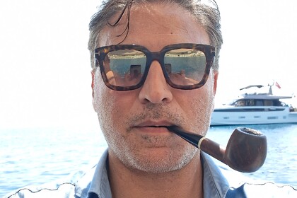 Rent boat night and day