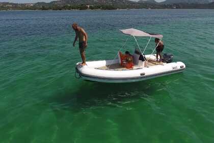 Gommone senza patente Porto Rotondo