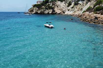 Rental Boat without license  Bayliner Element E5 Mallorca