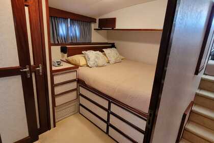 Hire Motorboat Hatteras 1985 La Paz