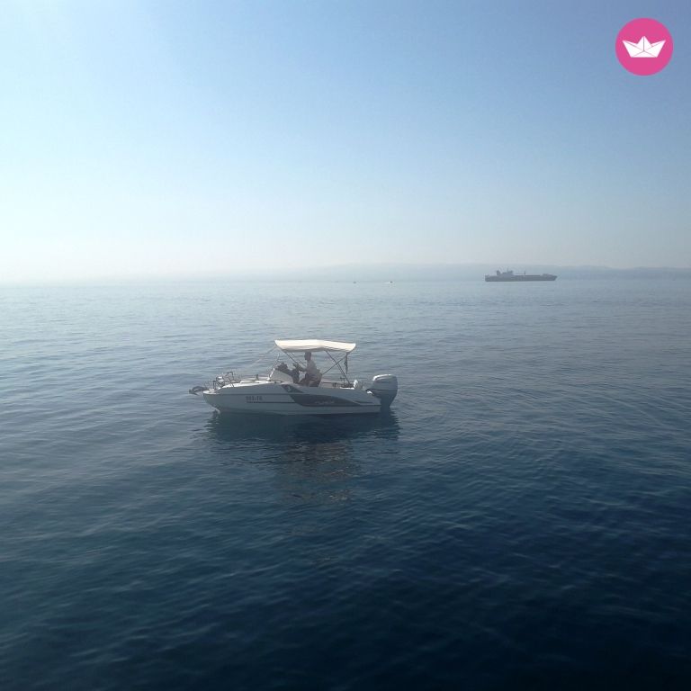Charter motorboat in Split  