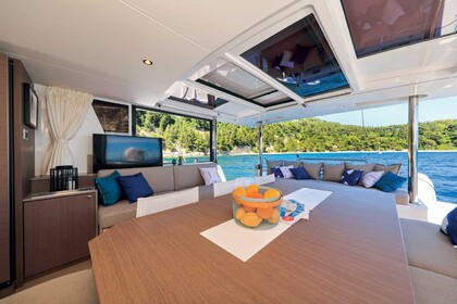 Bali 4.6 "Standra" (2021) | A/C-Generator-Watermaker-Dinghy-Outboard Engine | 12 PAX License | Unlimited Wifi & Free SUP | Also available in: Corfu - Kefalonia | Boat has Permanent Spot in Lefkas