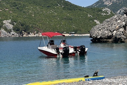 Location Bateau à moteur Compass 150cc Chalcis