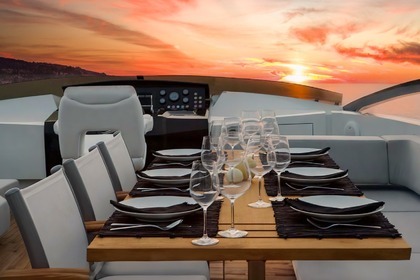 Hire Motor yacht Luxury motor yacht with a capacity of 8 people 2009 Göcek
