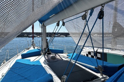 Hyra båt Segelbåt Beneteau Cyclades 39.3 Torre del Greco