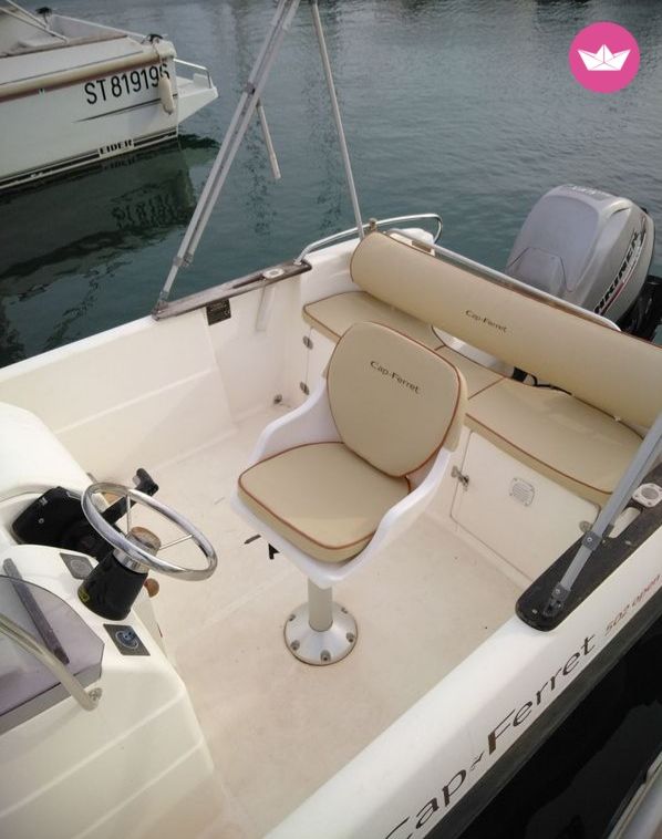 Location bateau à moteur à La Seyne-sur-Mer de particuliers et professionnels